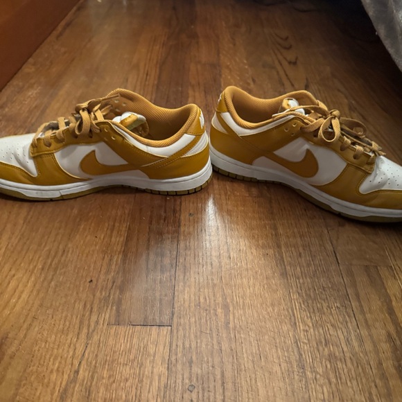Nike dunk low next nature | gold | size 10 - Picture 5 of 5